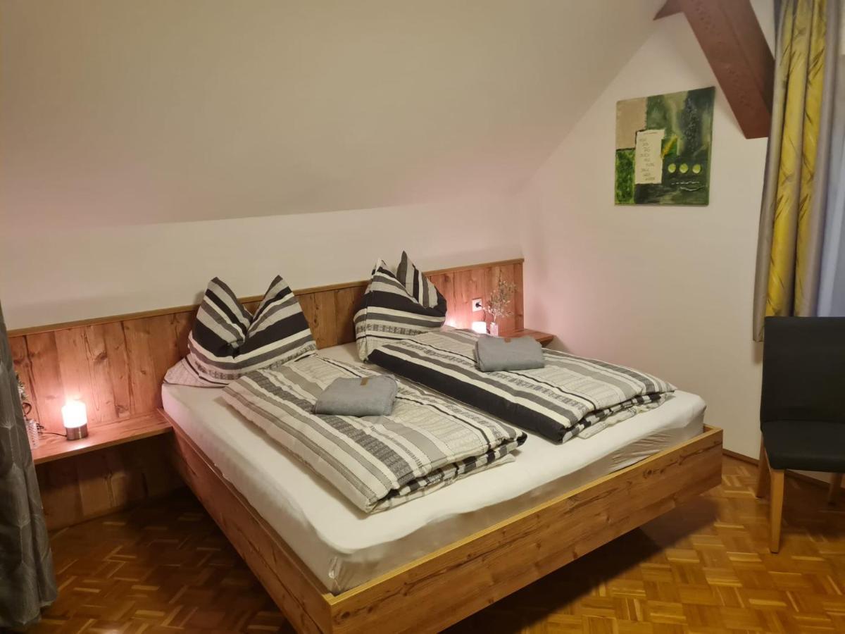 Apartment Berg & Naturliebe Oberweissburg Exteriör bild